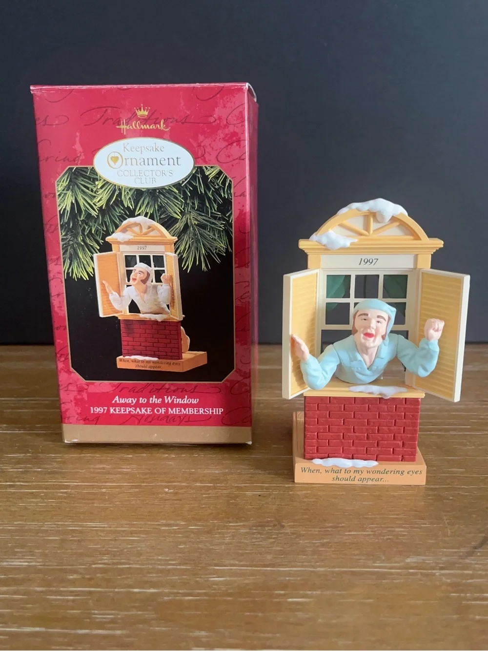 Hallmark 1997 AWAY TO THE WINDOW ‘Twas The Night Before Christmas Ornament